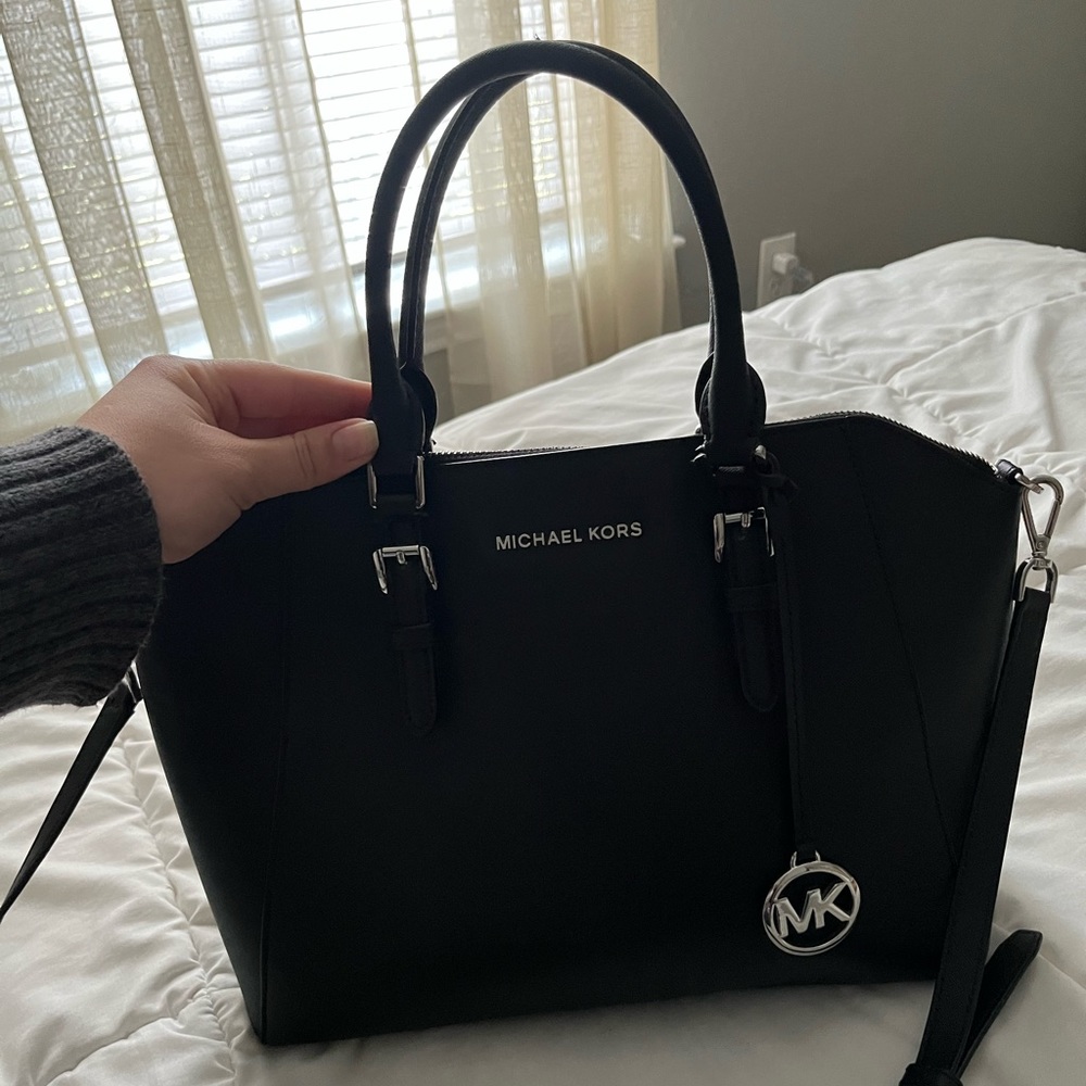 Black Michael Kors bag